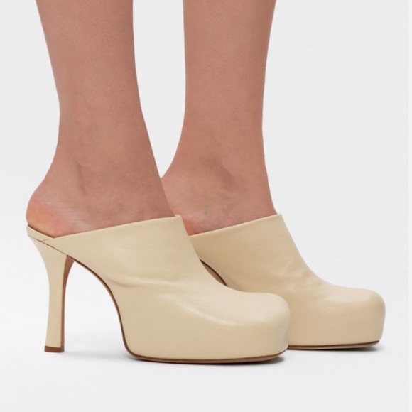 Bottega Venata Bold Platform Mules